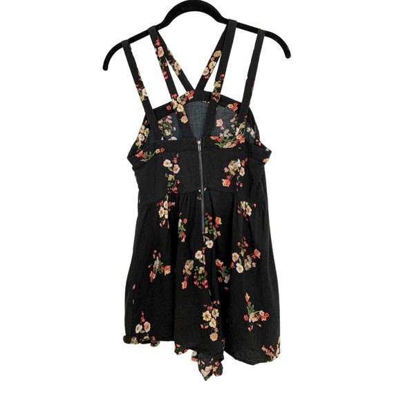 Floral Strappy Romper with Zipper Back Closure - Picture 2 of 3